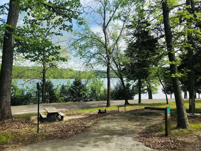 Official photo of site 182