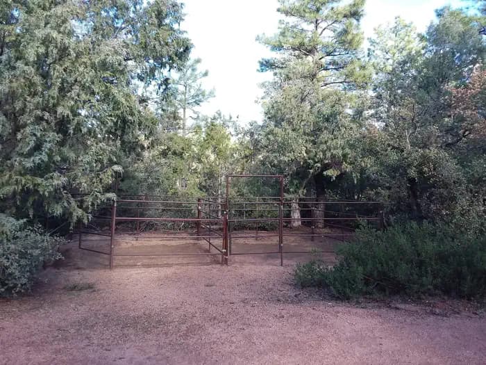 Houston Mesa, Horse Camp site #02 horse corral.