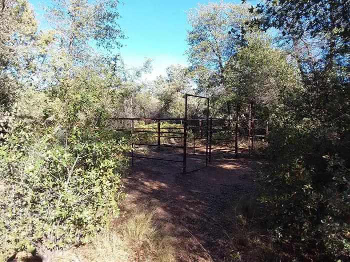 Houston Mesa, Horse Camp site #08 horse corral.